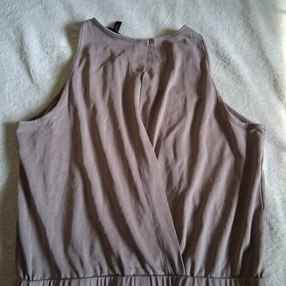 BCBGMaxAzria Women's Size Small Tan Andy Keyhole Modal Blend Romper *Flaws* - Picture 9 of 15
